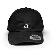 Lade das Bild in den Galerie-Viewer, Spread the Love Cap

